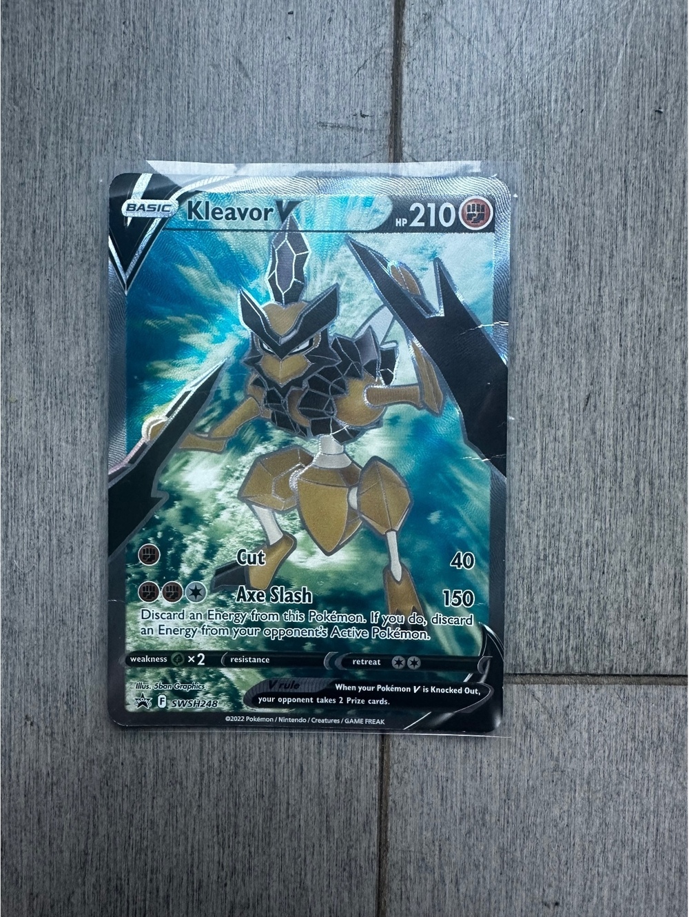 Kleavor V Pokémon Trading Card SWSH248 Sword & Shield Promo Collectible